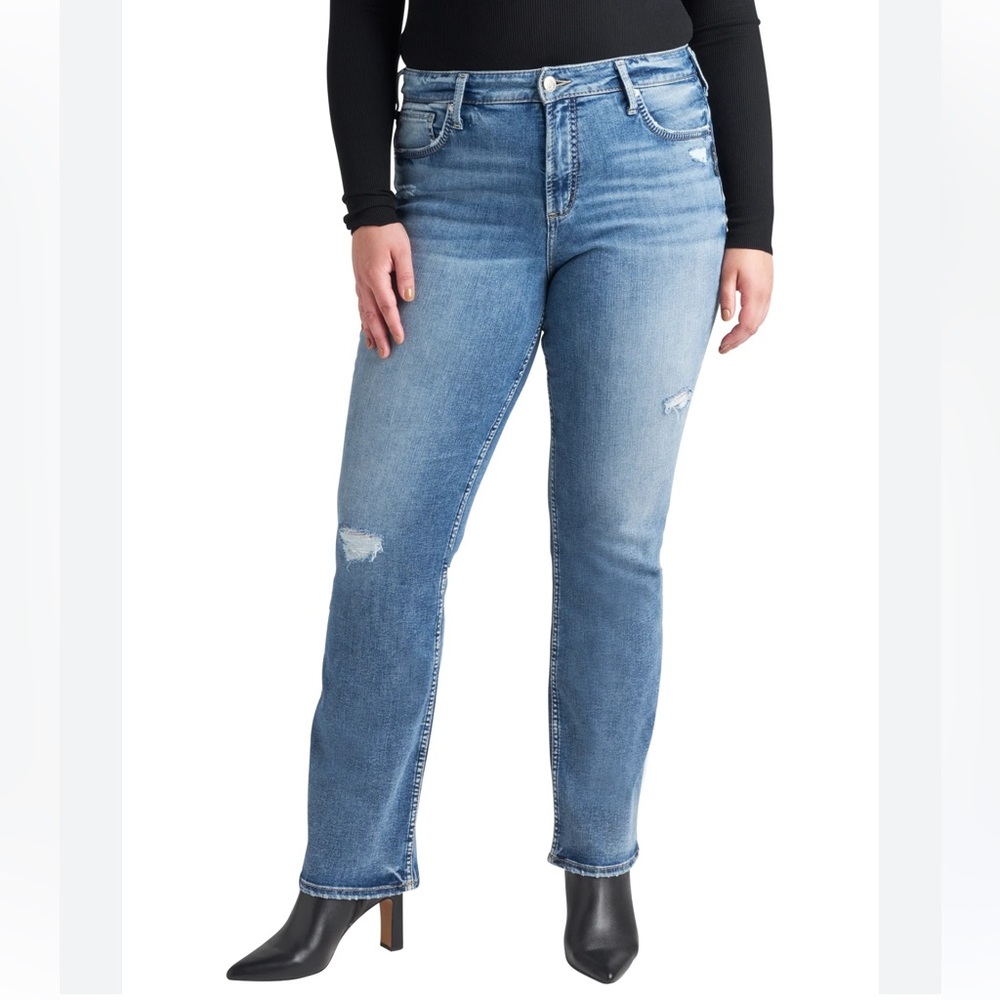 NWT Silver Jeans Avery Curvy High-Rise Slim. NEW